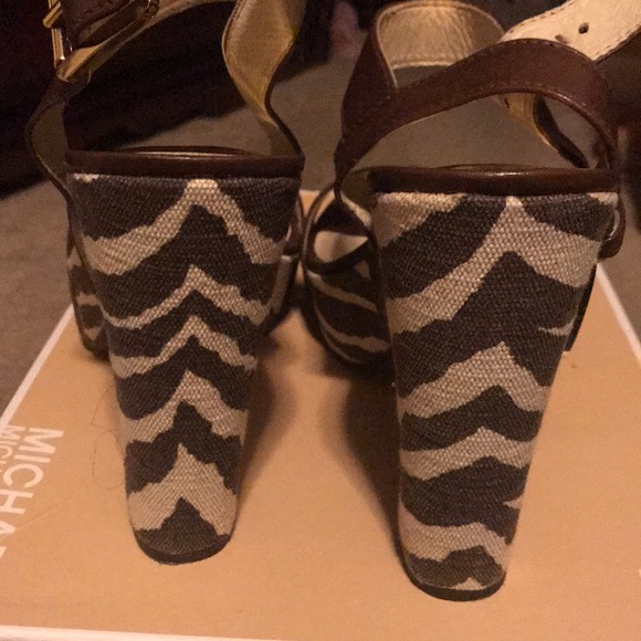 Michael Kors Ivana Mocha Zebra Print Canvas Heel - Picture 4 of 6